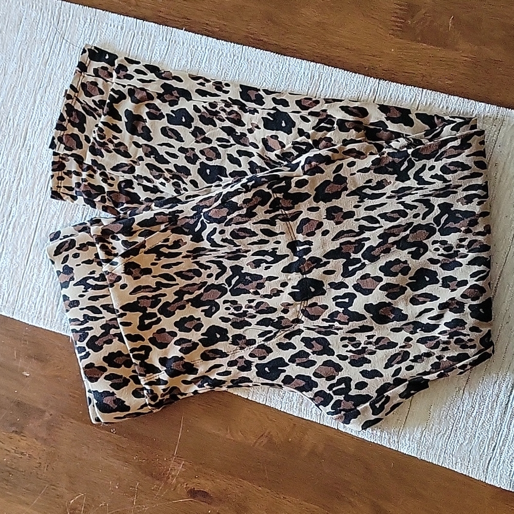 Leopard leggings